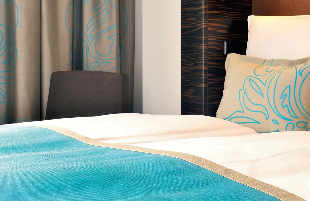 Motel One Frankfurt-Airport-1